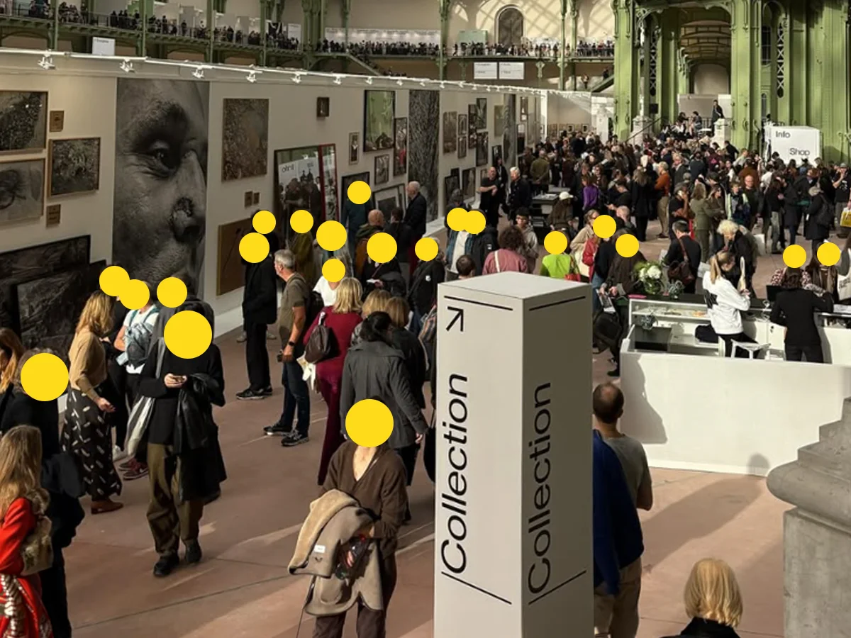 Cohérence et déclinaison de la signalétique de la foire internationale de photographie ; Paris